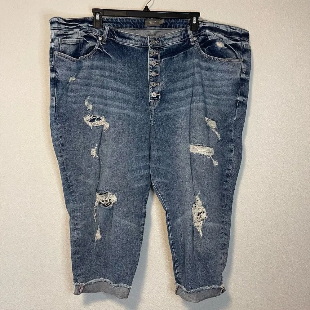 Torrid Distressed Jeans Size‎ 30S